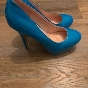 Reclaimed Vintage Vibrant Blue Heels